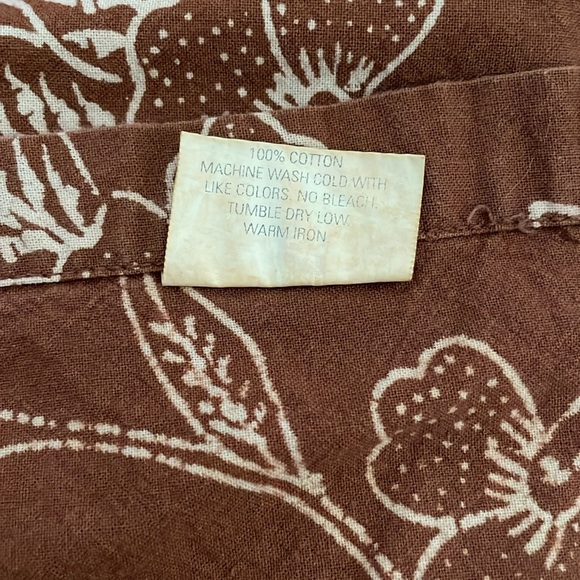 Crate and Barrel - Picture 5 of 6